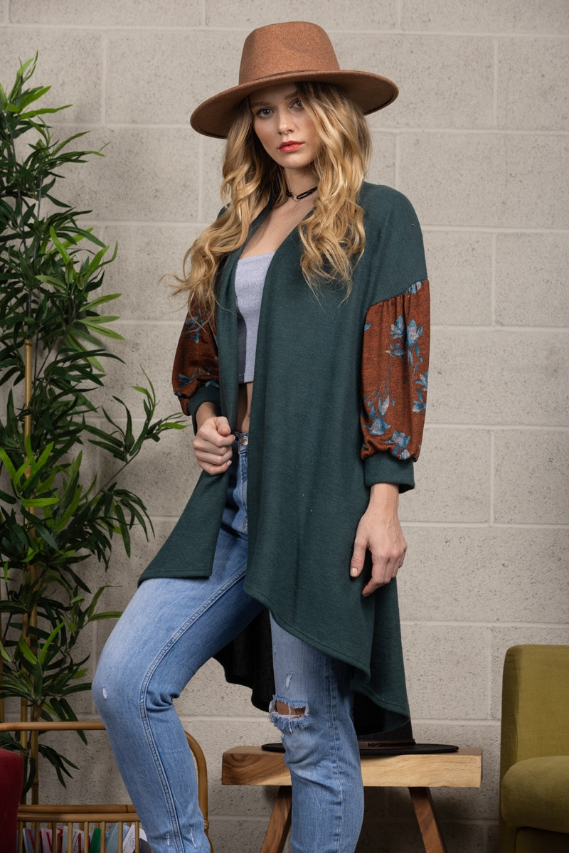 GREEN W/ FLORAL PRINT ACCENT SLEEVES CARDIGAN B5687A