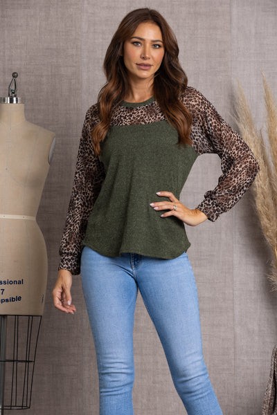 T2012-OLIVE RIBBED KNIT ANIMAL PRINT CONTRAST TOP